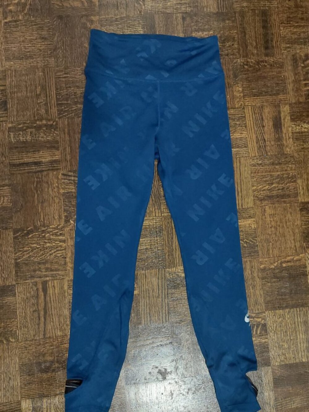 Y2K Style Nike Air Women's 7/8 Running Leggings